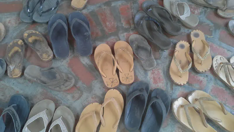 image from 500+ monks at Pa-Auk Main. Some slippers go missing, but not these.