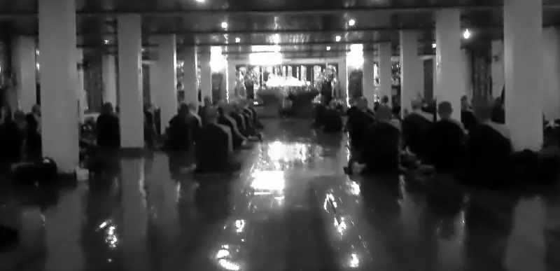 image from 80 foreinger monks attend weekly vinaya class by sayadaw u candima.